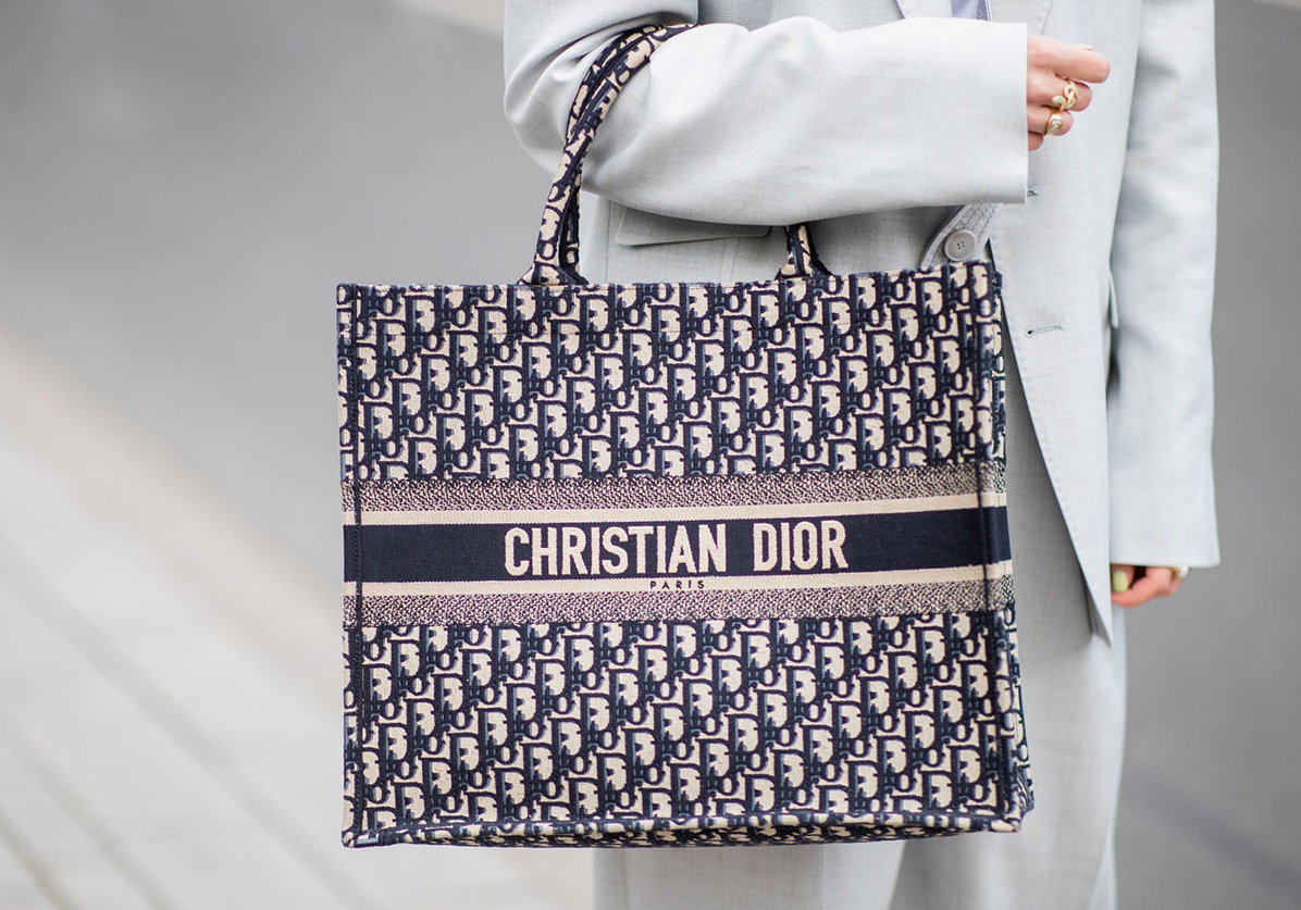 Thương hiệu Dior cùng những mẫu túi xách thách t